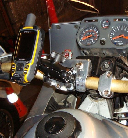 RAM Mount uchwyt do Garmin GPSMAP seria 62, GPSMAP seria 64 & Astro 320 montowany do ramy kierownicy RAM-B-149Z-GA41U